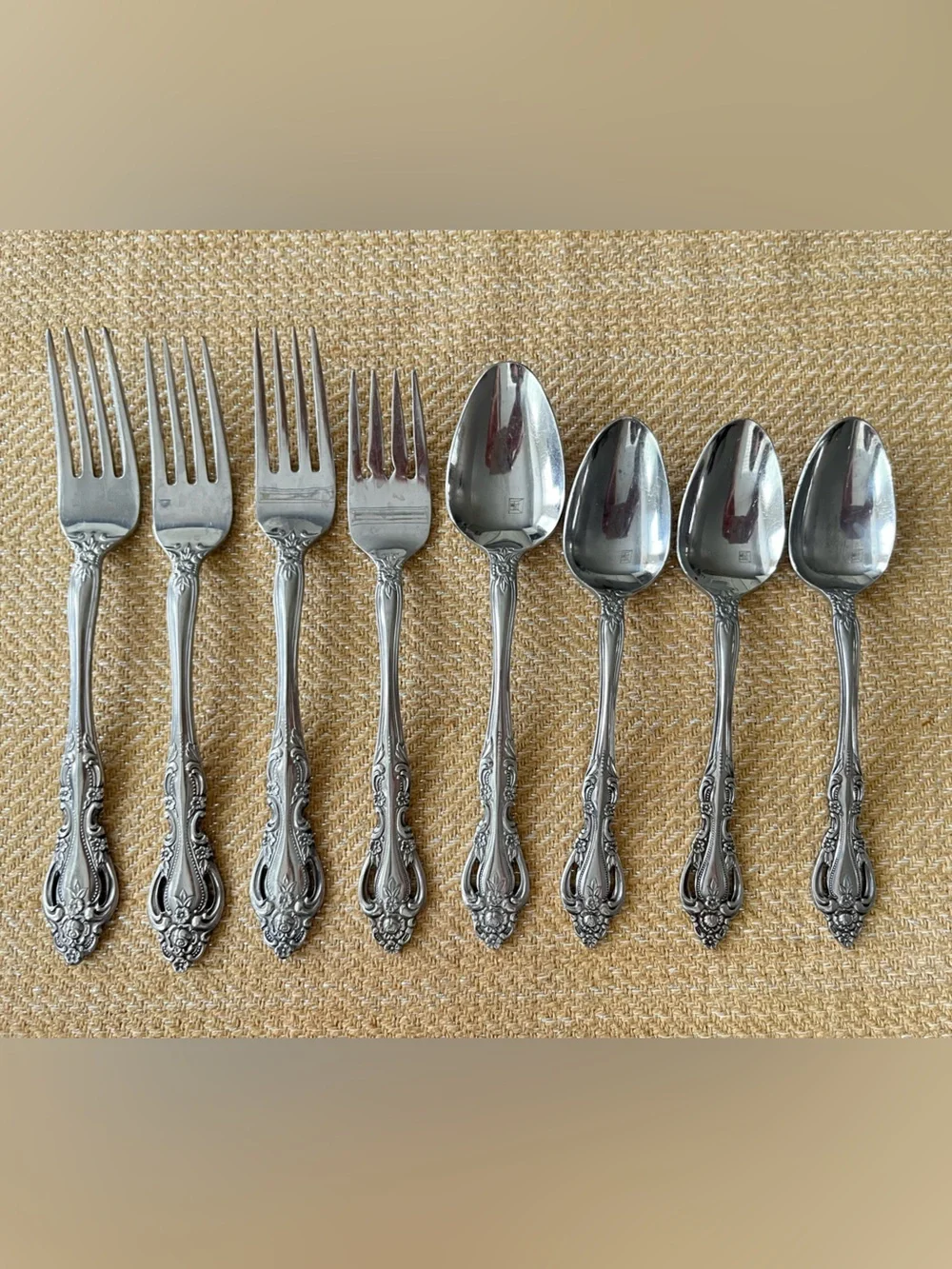 Chalmette (Stainless) by IMPERIAL International Korea (9psc) forks and spoons